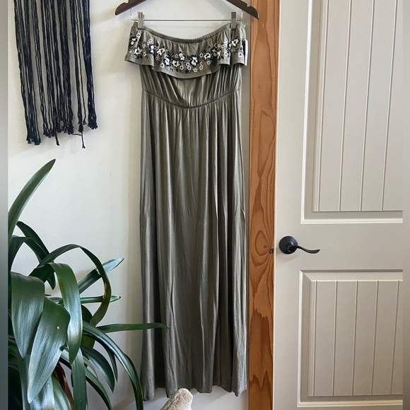 🔸 Ardene 🔸 strapless maxi dress - Picture 1 of 8